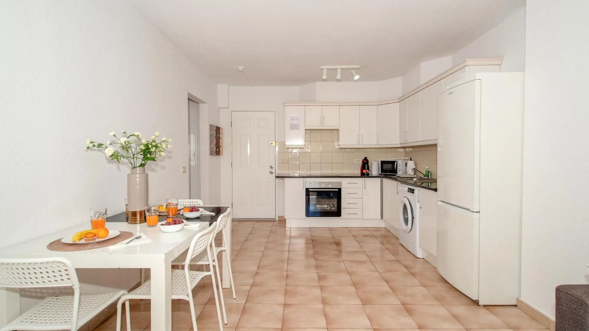 Διαμέρισμα Apt Patricie With Heated Pool Los Cristianos