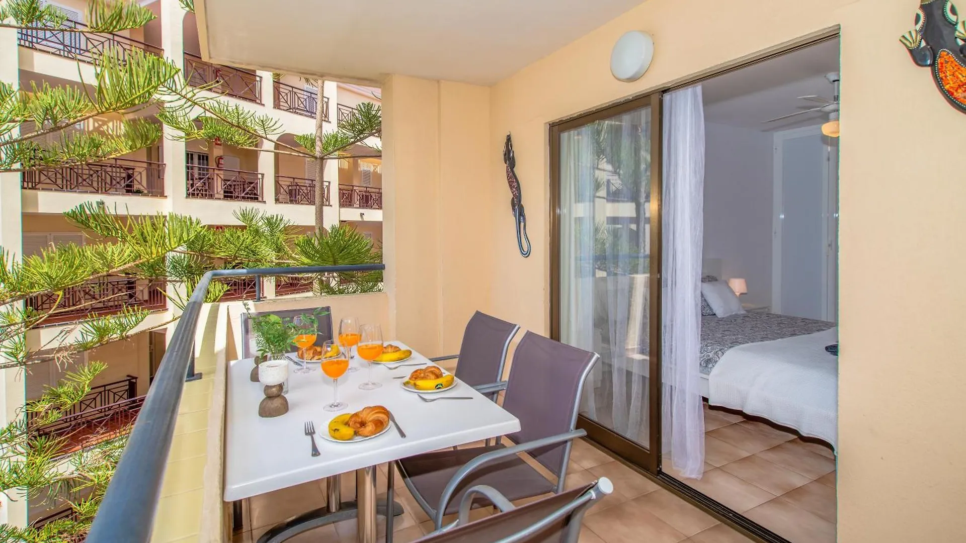 Apt Patricie With Heated Pool Los Cristianos  Διαμέρισμα